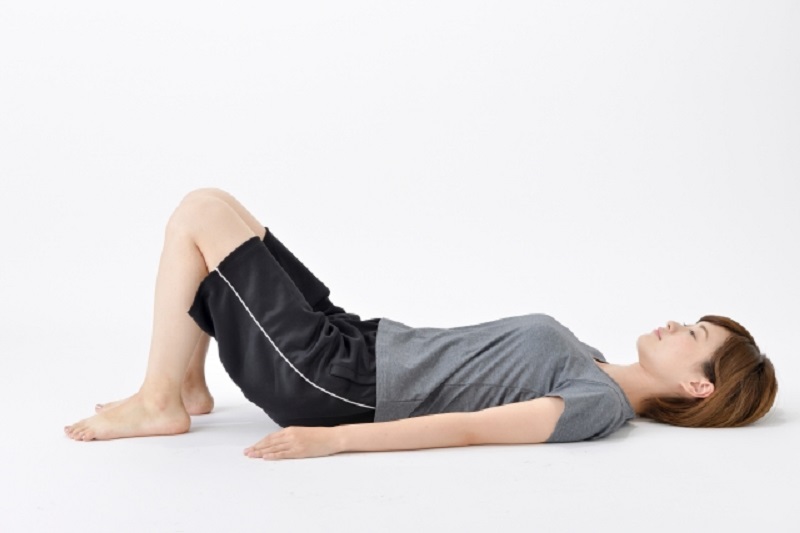 自宅でぎっくり腰の痛みを緩和する方法